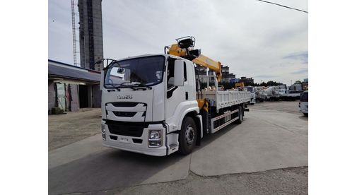 Бортовой автомобиль ISUZU с КМУ QL5180XXYAJTHY 8 тонн Бортовой автомобиль ISUZU с КМУ QL5180XXYAJTHY 8 тонн