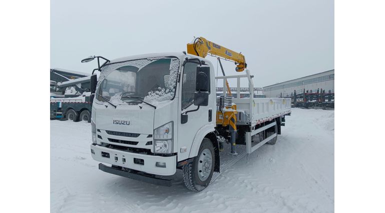 Бортовой автомобиль ISUZU с КМУ QL1120AJLAY Бортовой автомобиль ISUZU с КМУ QL1120AJLAY